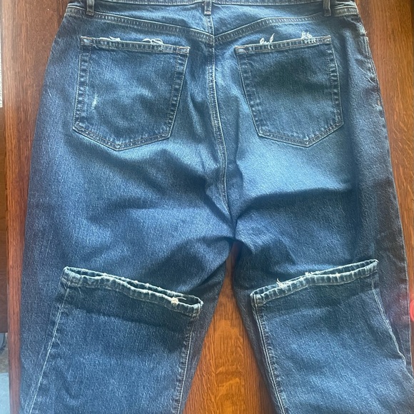 Loft, high rise, curvy straight crop, size 12 - Picture 2 of 4